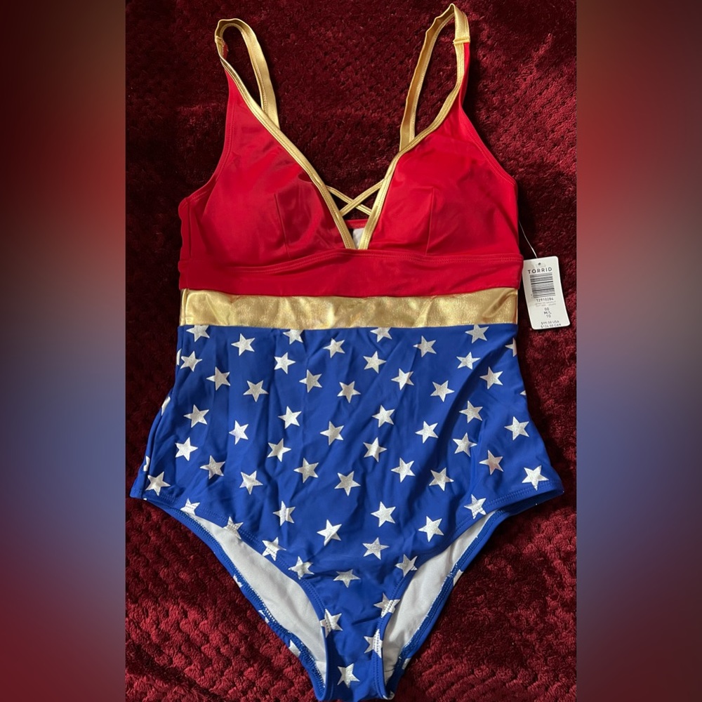 Torrid Wonder Woman Swimsuit Size 10